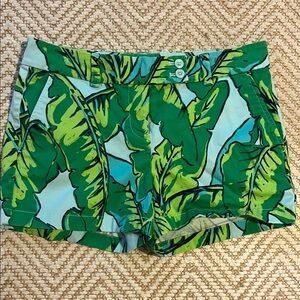 Vineyard Vines Tropical Green Leaf Print Women's Shorts